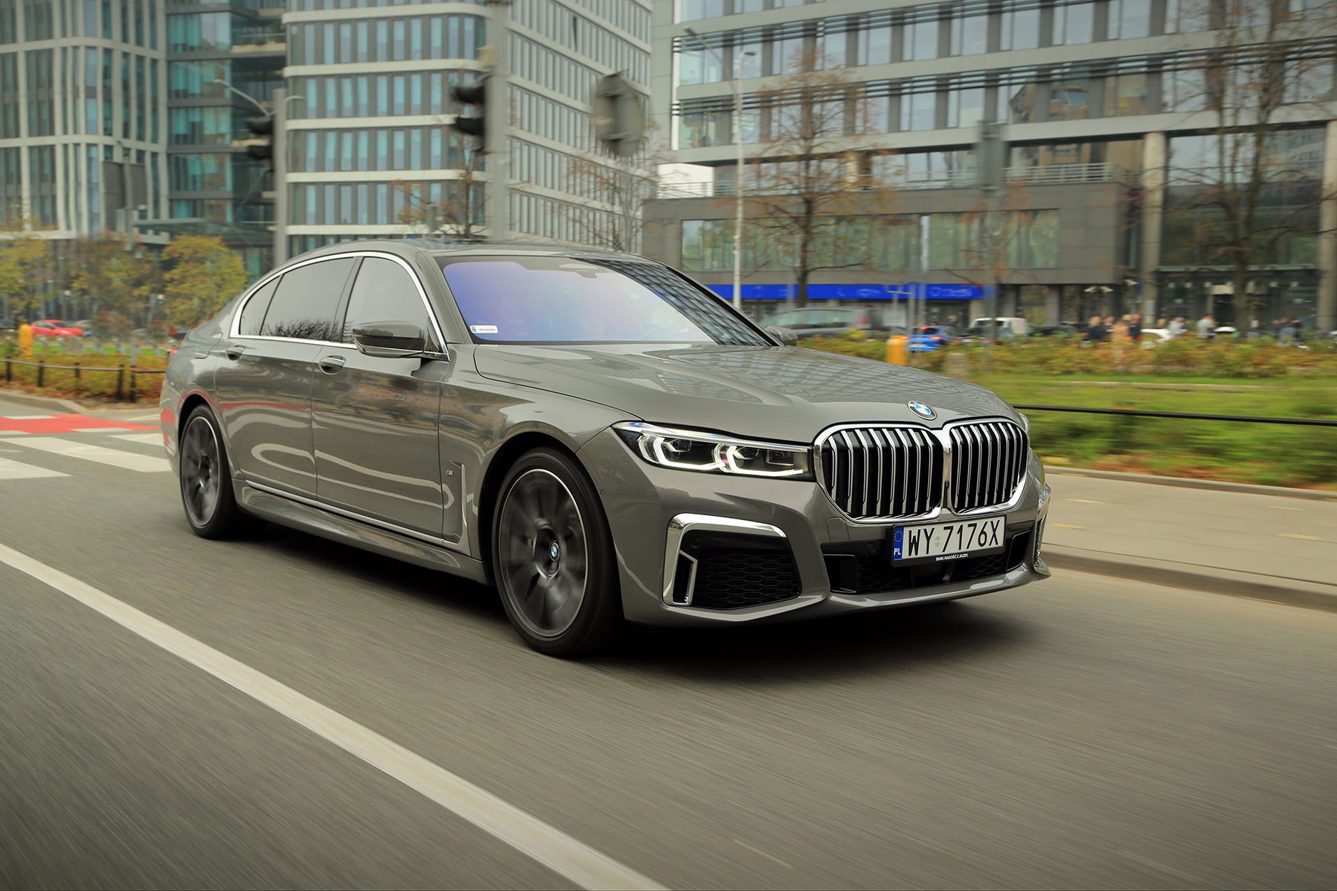 BMW 745Le XDrive - czy warto zazdrościć prezesom?