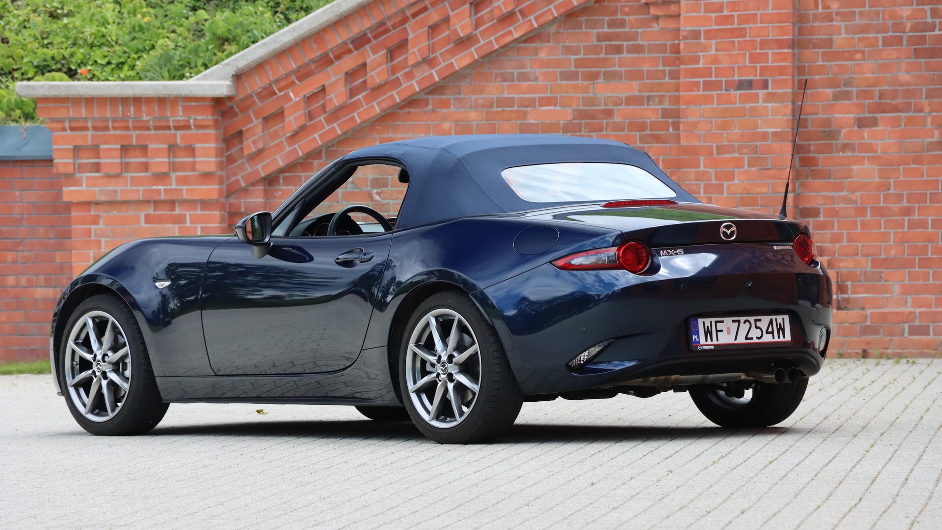Mazda MX-5 2.0 SkyActiv-G Soft Top (ND, 2022 r.)