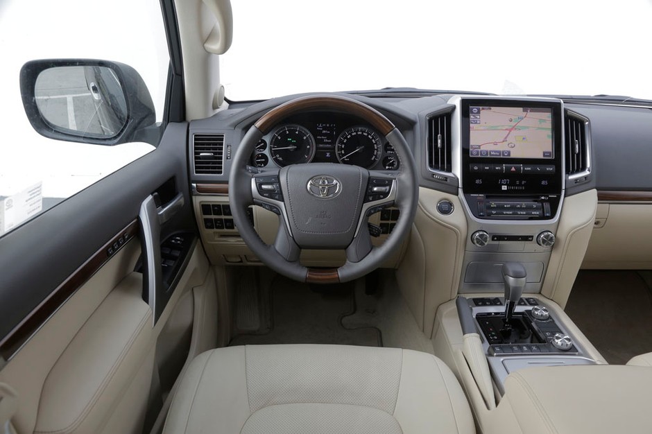 Toyota Land Cruiser V8 - zabili ją i wróciła!