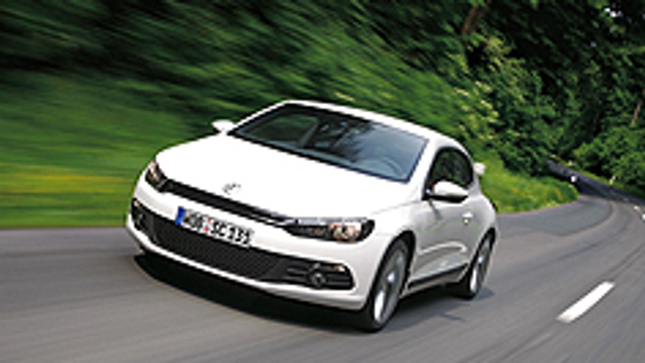 Volkswagen Scirocco 2.0 TSI - Solidna robota