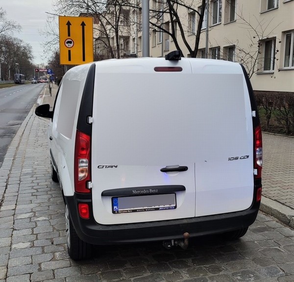 Nie każdym autem można przewozić urnę lub trumnę