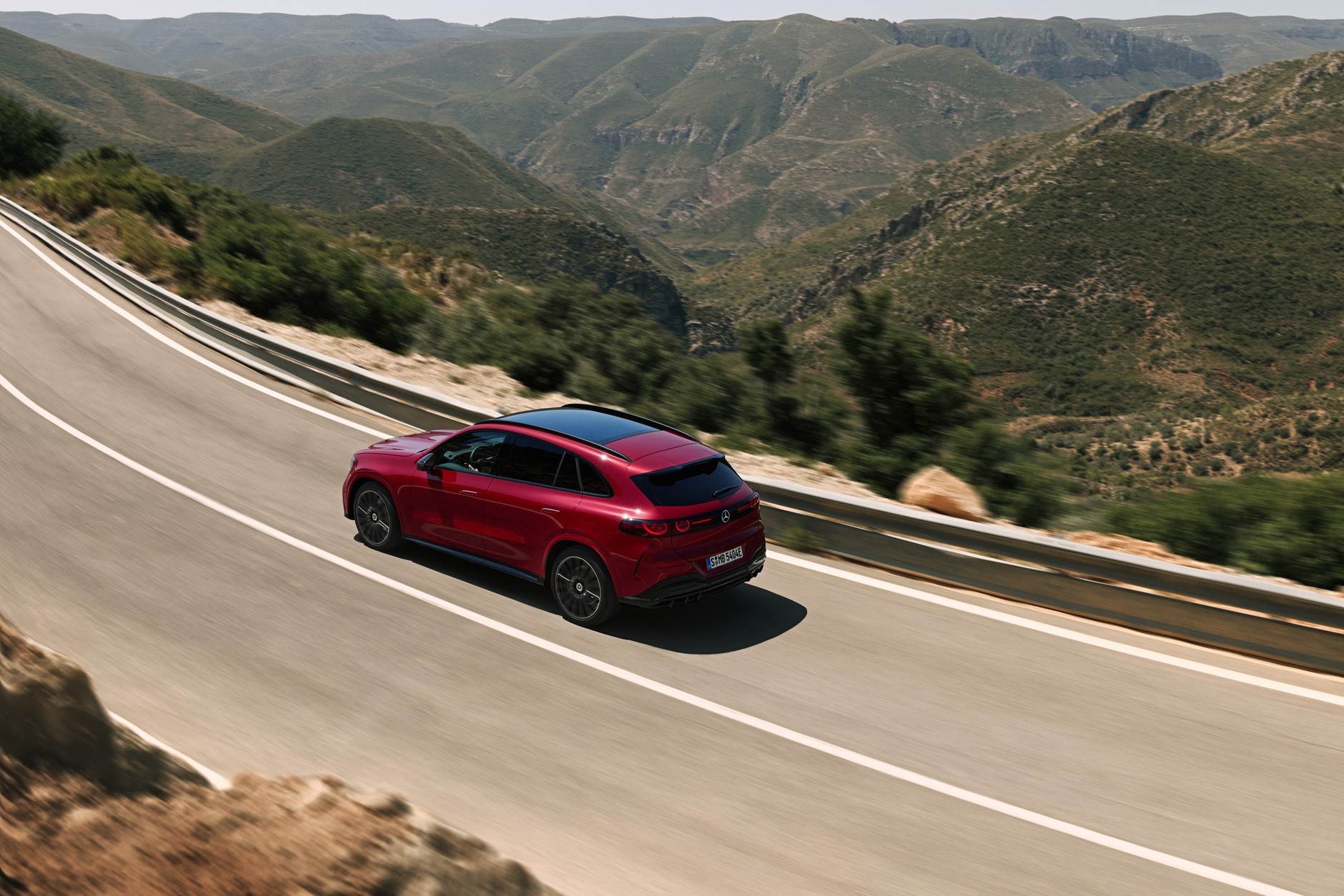 Elektryczny Mercedes-Benz GLC z technologią EQ