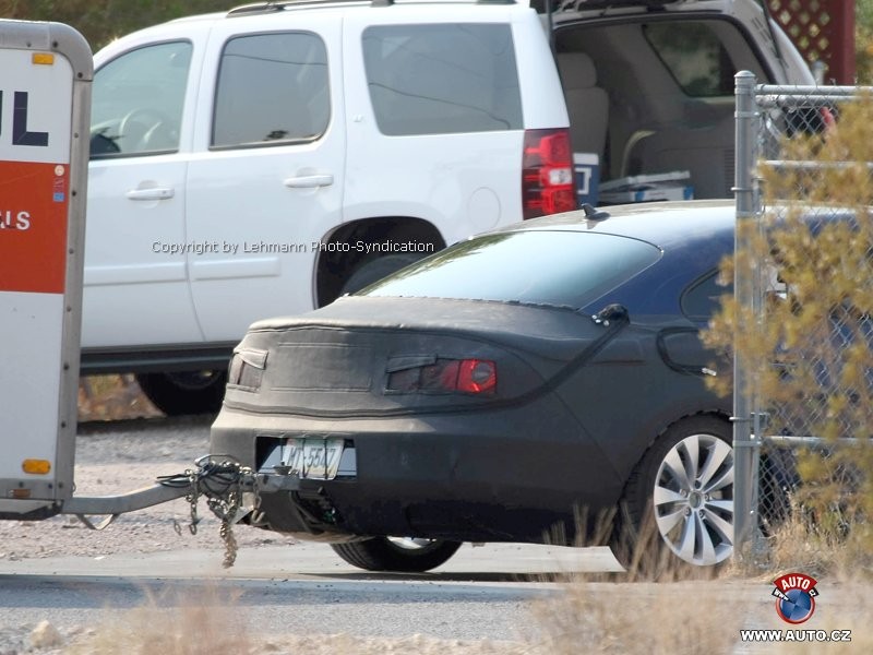 Zdjęcia szpiegowskie: Volkswagen potwierdził Scirocco i Passata Coupé w 2008 roku