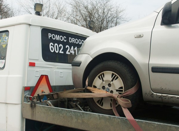 Dzisiaj kursy reedukacyjne, jutro konfiskata auta za prędkość? Zaskakujący pomysł