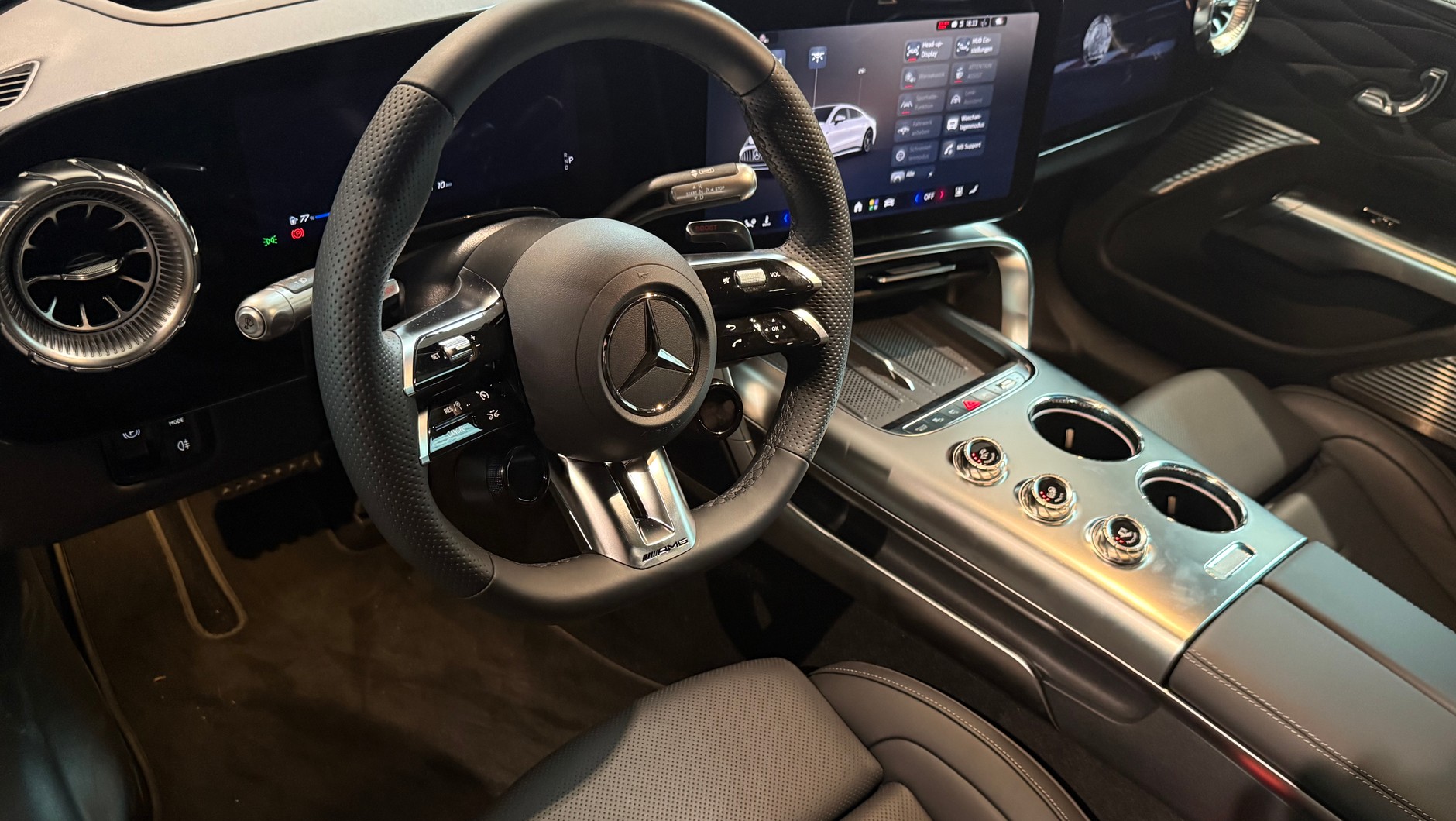Mercedes-AMG GT 4-drzwiowe coupe