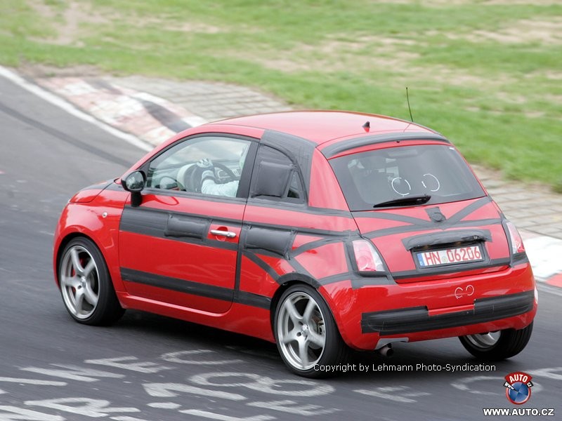 Fiat 500 Abarth: premiera w Tokio