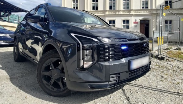 Nieoznakowana Kia Sportage lubuskiej ITD