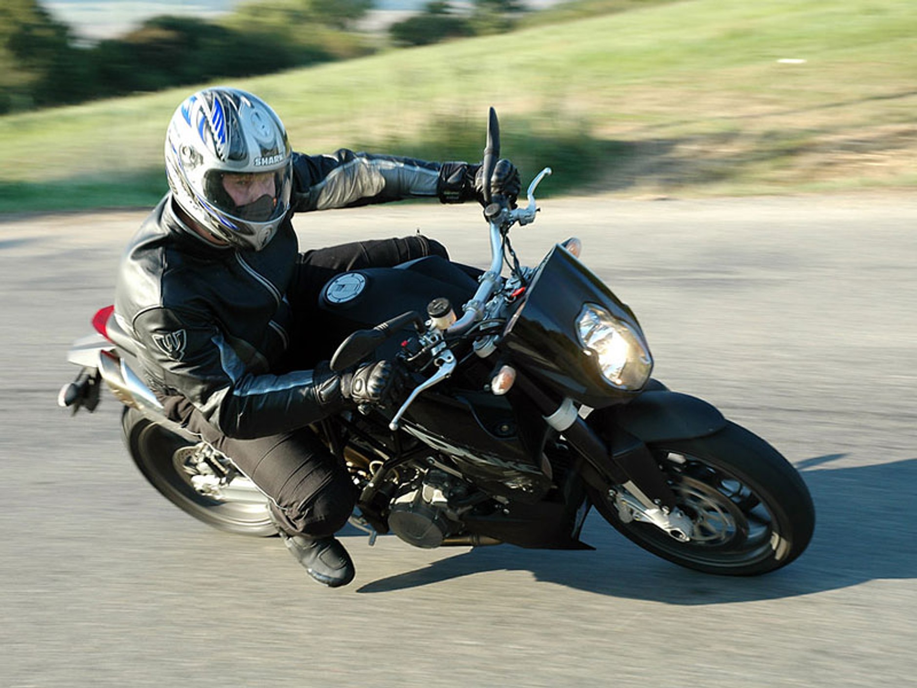 KTM 990 SuperDuke vs. Yamaha FZ1 (test porównawczy)