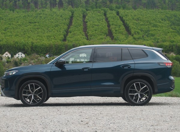 Ile kosztuje Volkswagen Tayron? Porównujemy ceny ze Skodą Kodiaq