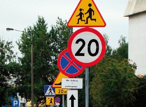 "Tablice śmierci" nie działają. Miały chronić, a zwiększyły liczbę ofiar