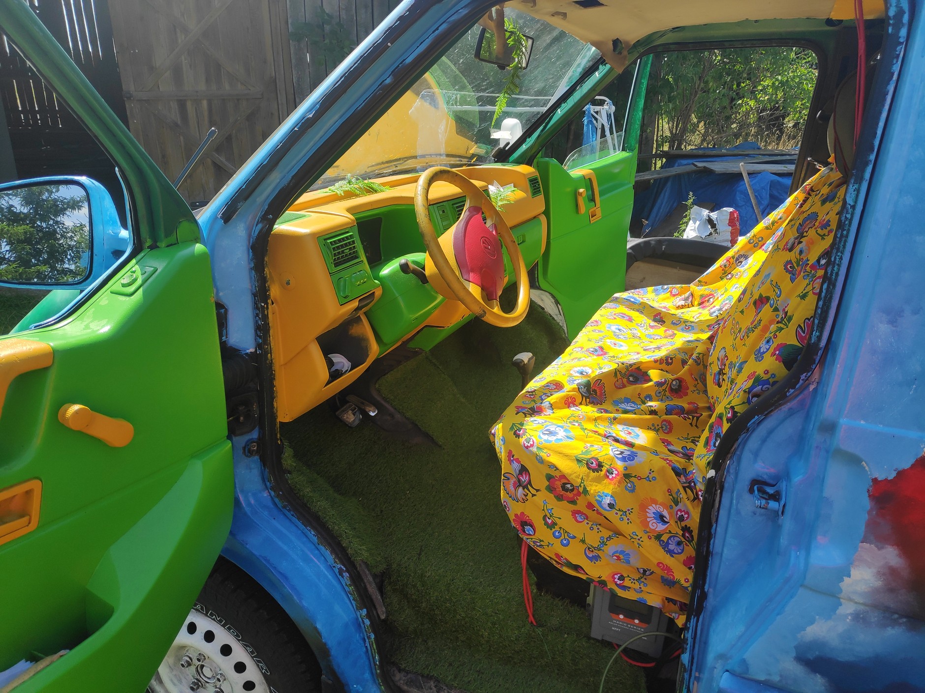 Kamper na bazie Volkswagena T4