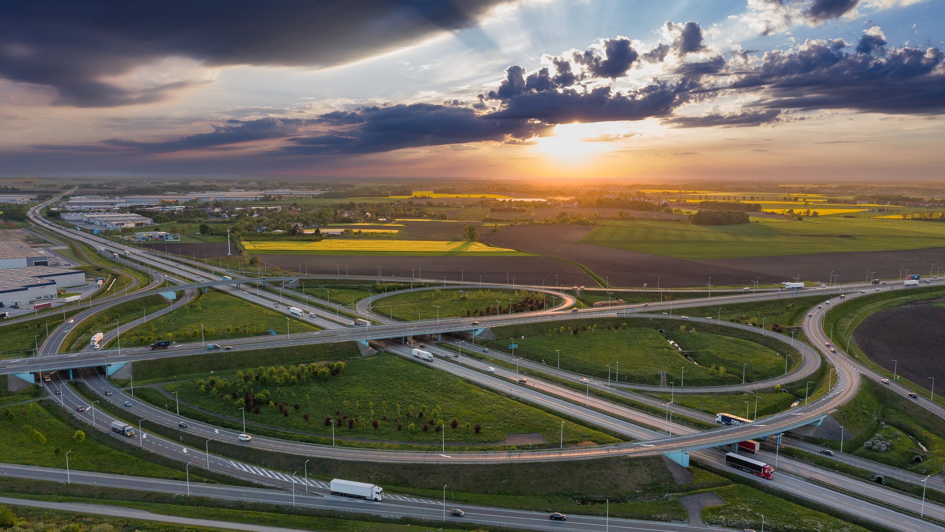 A4 węzeł Wrocław Południe, skrzyżowanie z A8 OAW