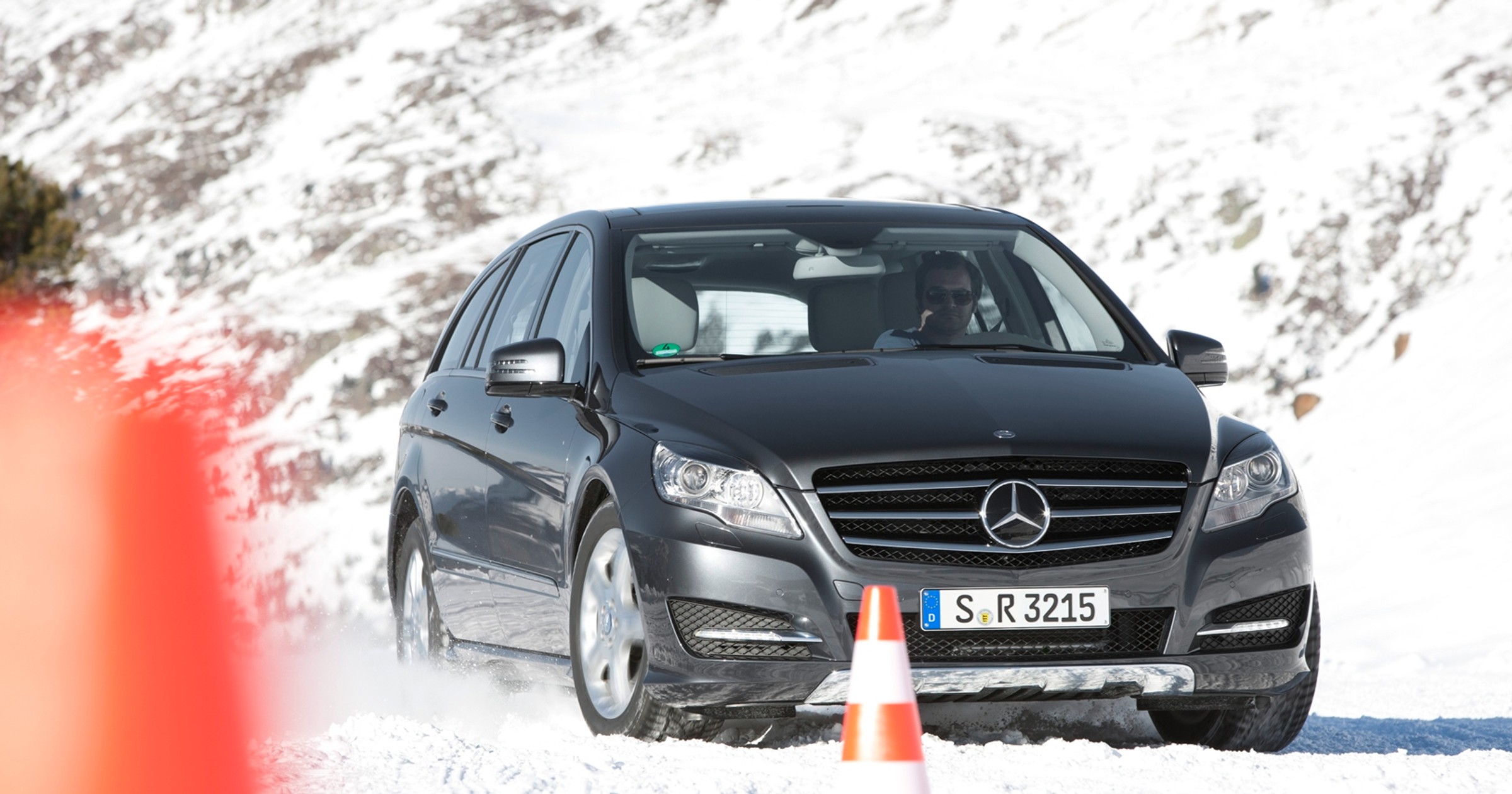Mercedes R