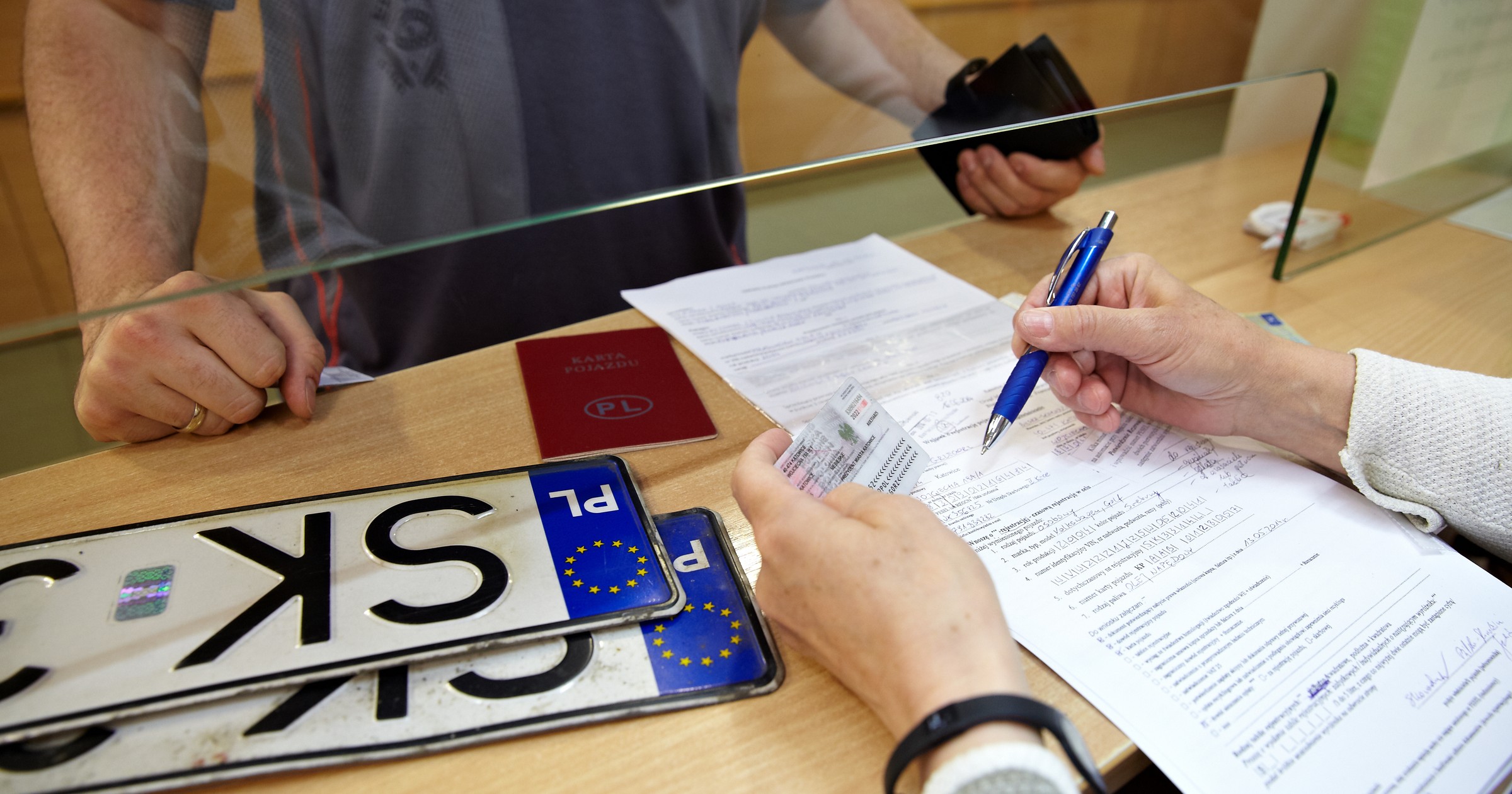 Opłata ewidencyjna. Kierowcy zyskają, stracą ubezpieczyciele