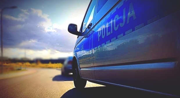 Policjanci zatrzymali go za prędkość. Teraz stanie przed sądem