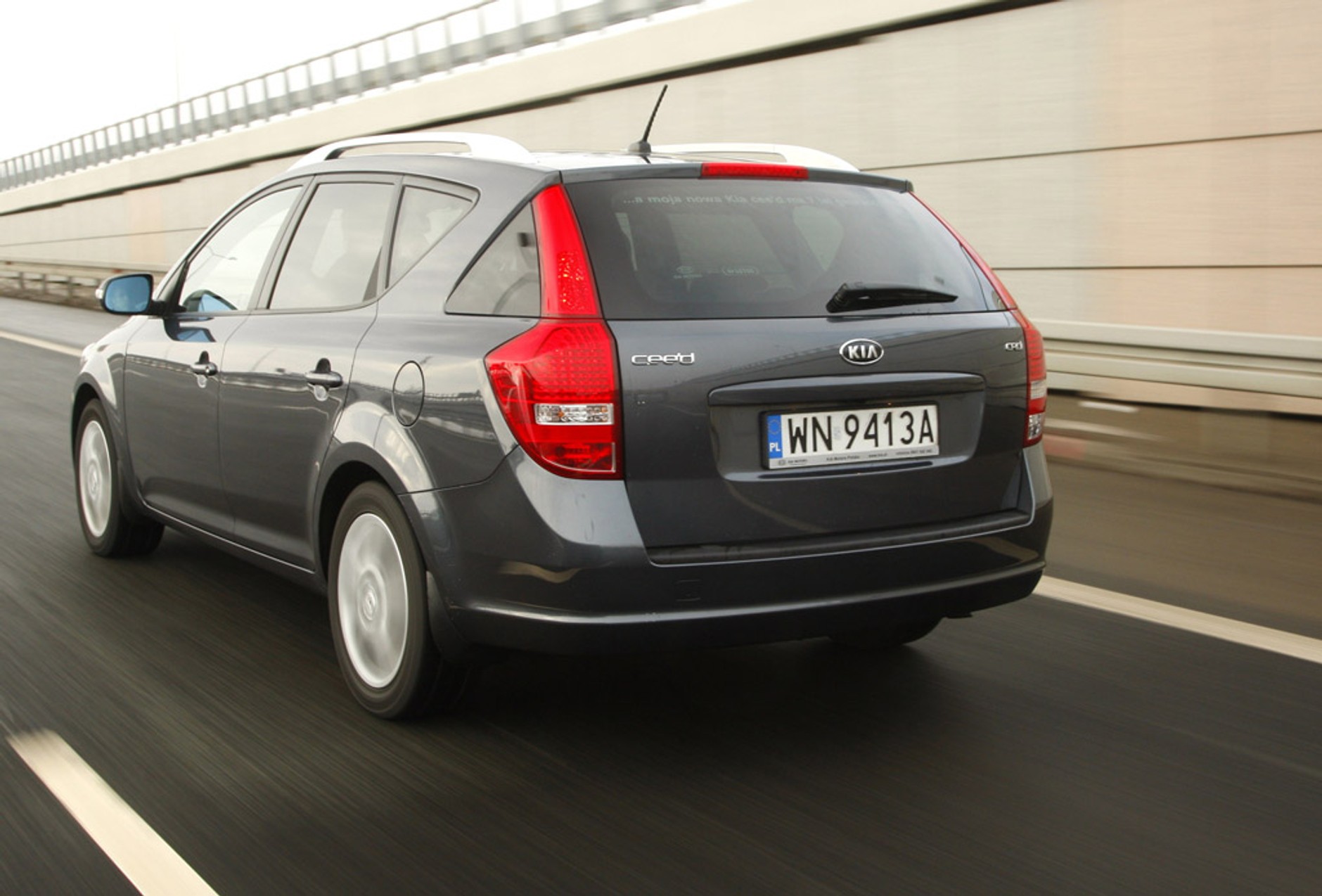 Kia cee’d SW kontra Opel Astra Sports Tourer: czy koreańskie kombi może być lepsze od niemieckiego?