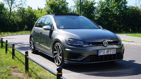 Volkswagen Golf R - w poszukiwaniu hardkoru | TEST