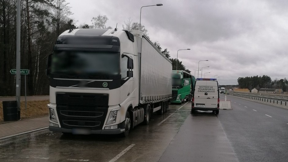 Ciężarówka z Litwy z ładunkiem niemieckiego piwa w drodze do Rosji. Kontrola ITD na Podlasiu