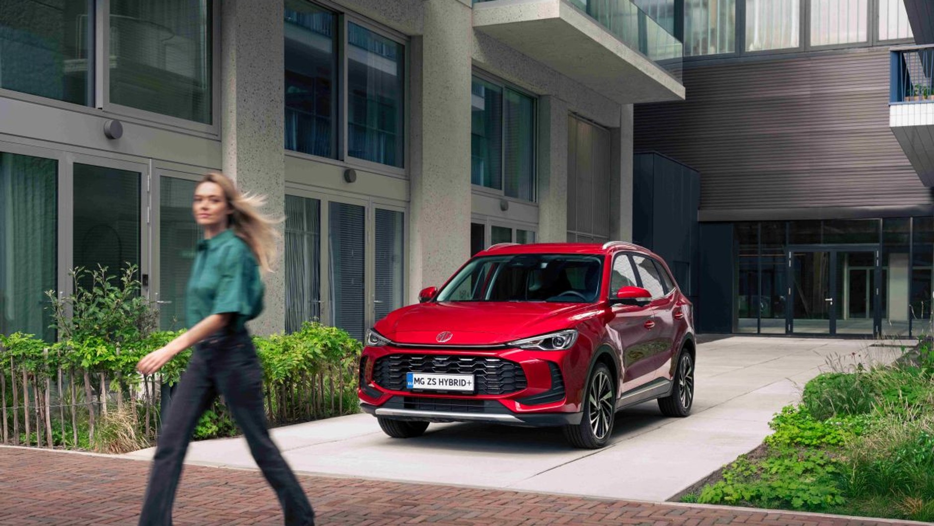 MG ZS Hybrid+