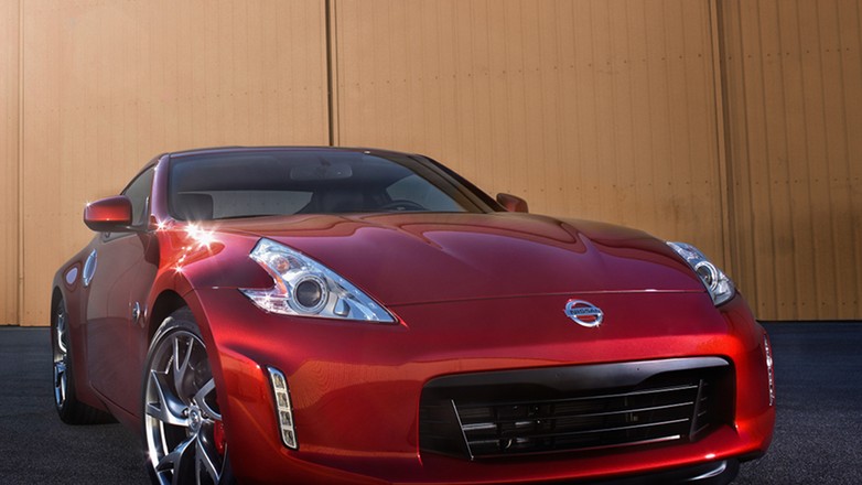 Nissan 370Z z nową twarzą