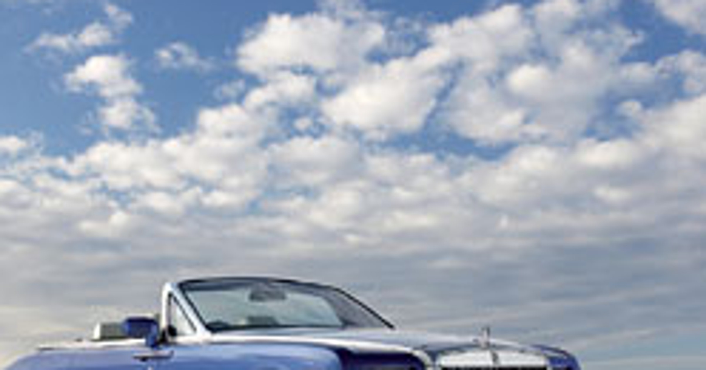 Rolls-Royce Phantom Drophead Coupe – boulevard cruiser (video)