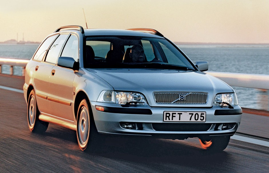 VOLVO S40/V40 - Kuzyn MItsubishi Carismy