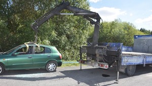 Kradli samochody w bardzo nietypowy sposób. Policjanci złapali ich na gorącym uczynku