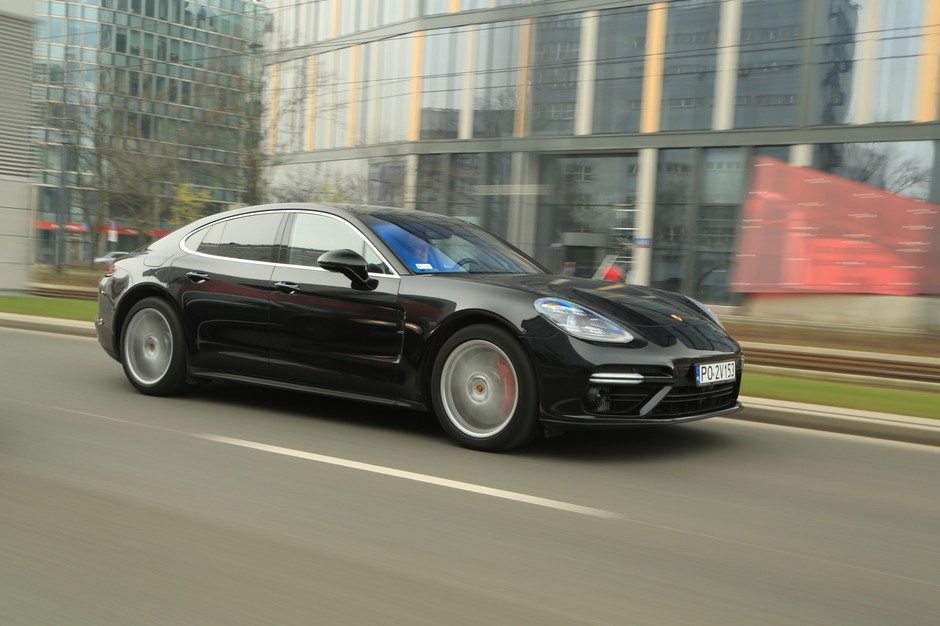 Porsche Panamera Turbo