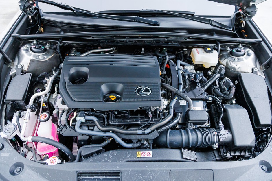 2024 Lexus ES300h