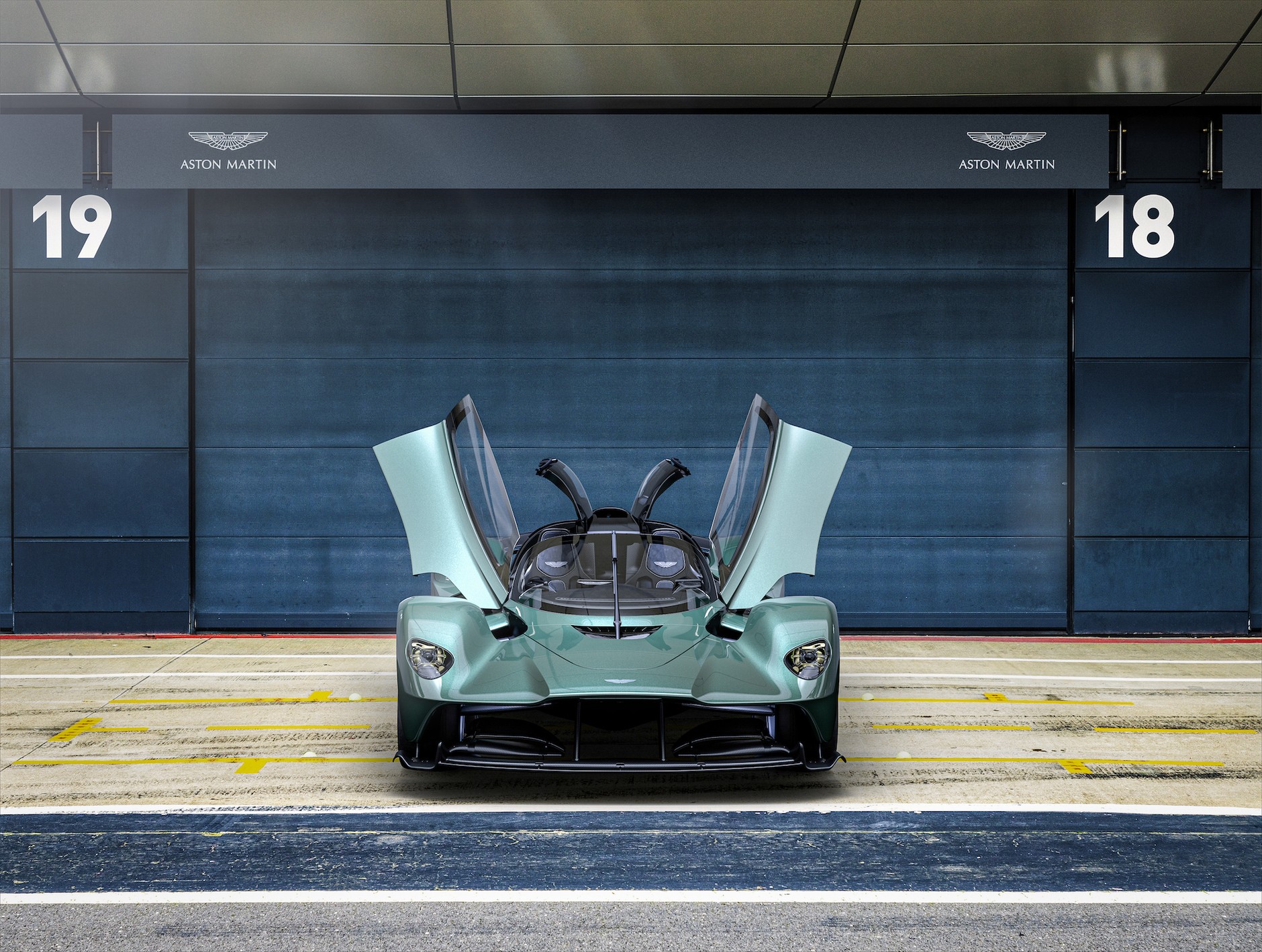Aston Martin Valkyrie Spider