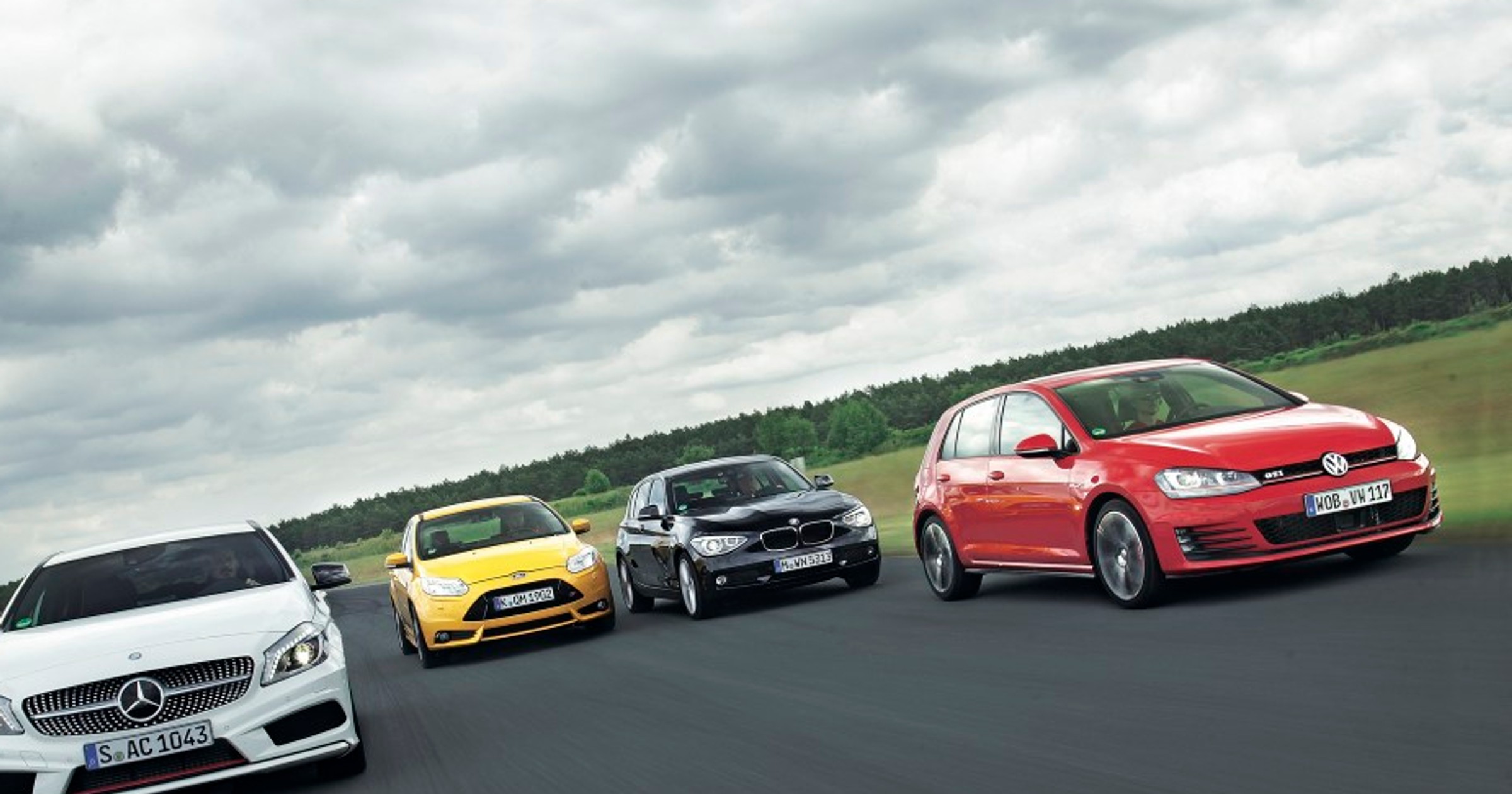 Golf GTI kontra Focus ST, BMW serii i i Mercedes klasy A: sportowe kompakty - mocniejsze niż kiedykolwiek