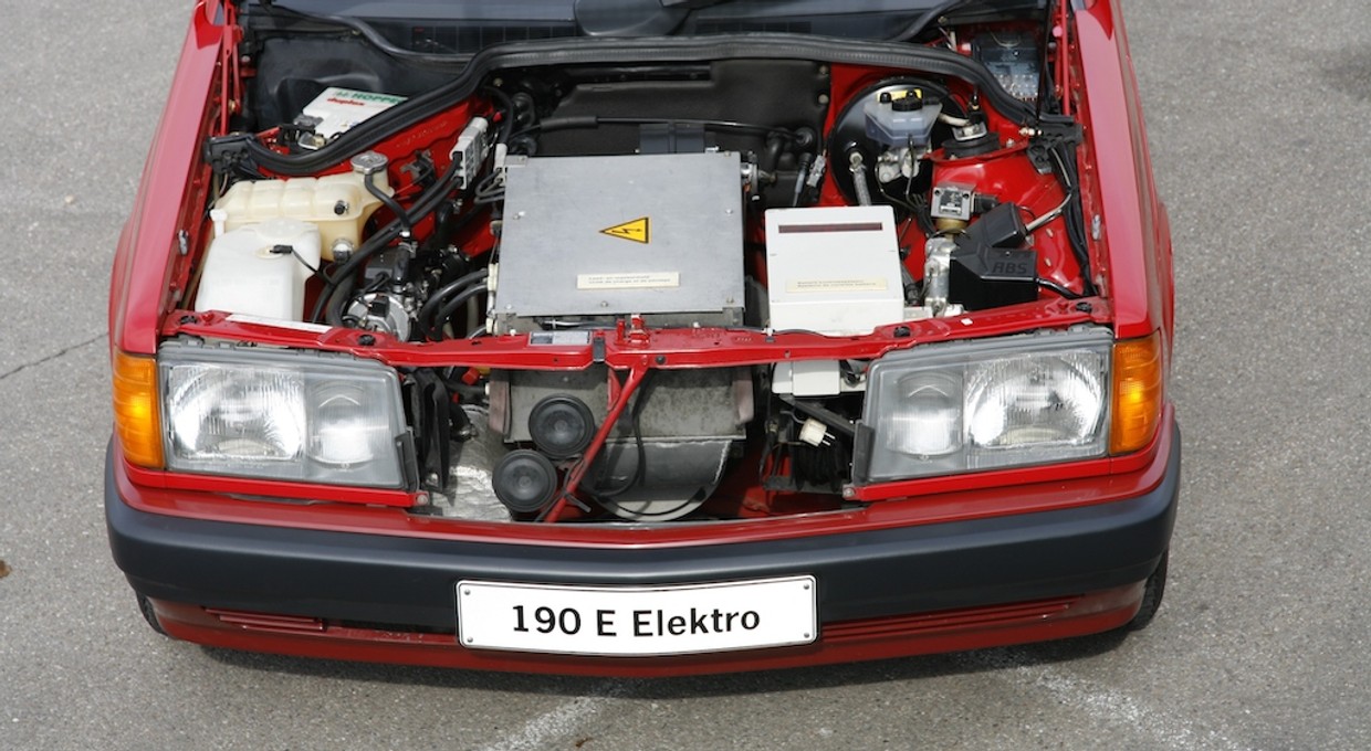 Mercedes 190 E Elektro - elektryczny napęd to nic nowego