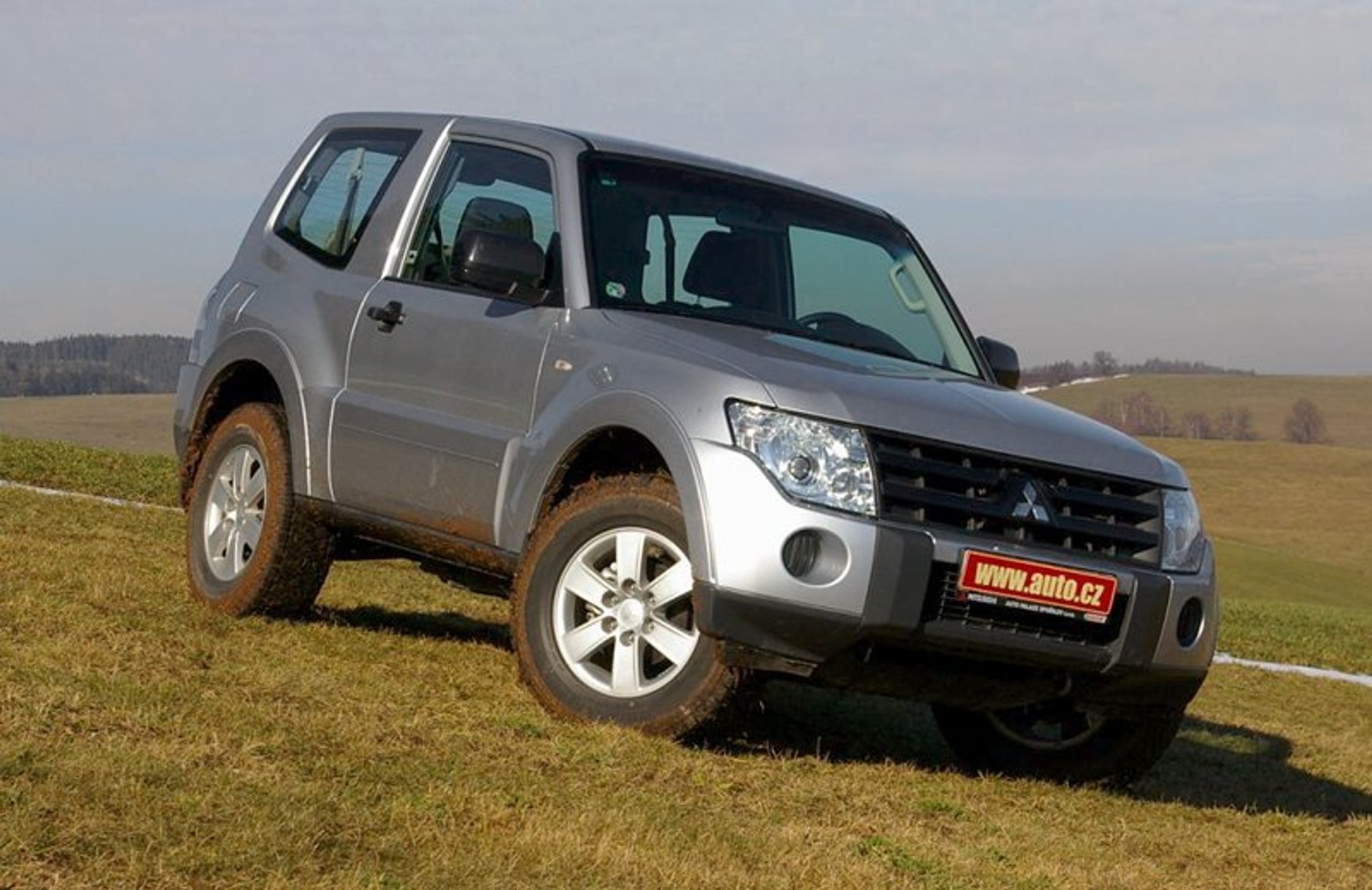 Mitsubishi Pajero 3.2 DI-D SWB – zwinna jaszczurka
