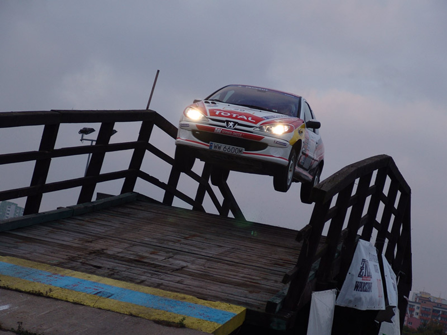 Rajdowy Puchar Peugeot: łezka się w oku zakręciła...