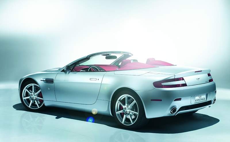 Aston Martin V8 Vantage Roadster już jest!