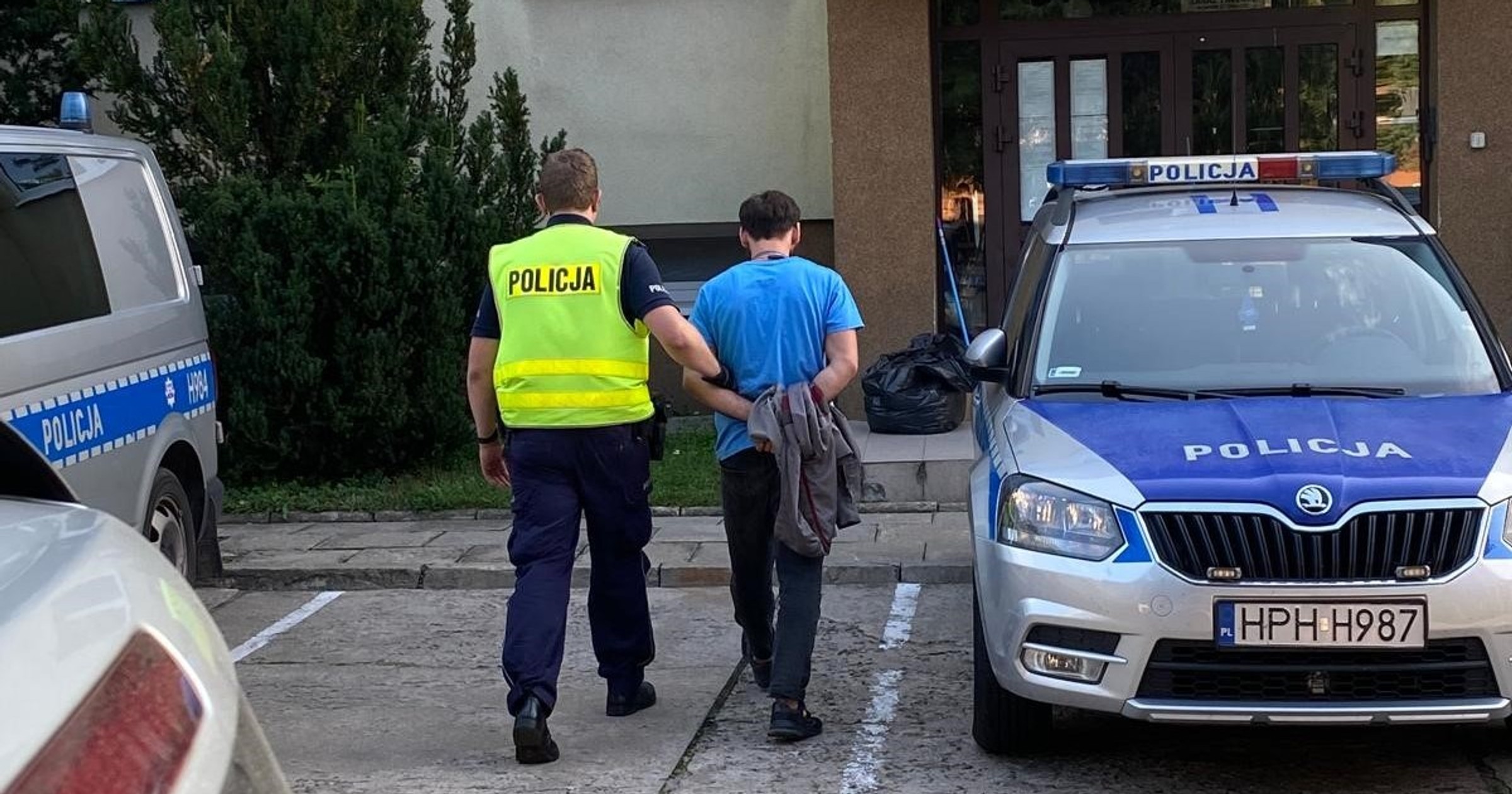 Policjanci zatrzymali go do rutynowej kontroli. Padła propozycja