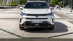 Sprawdziliśmy dwie hybrydy Renault. Spalanie w mieście zadziwia