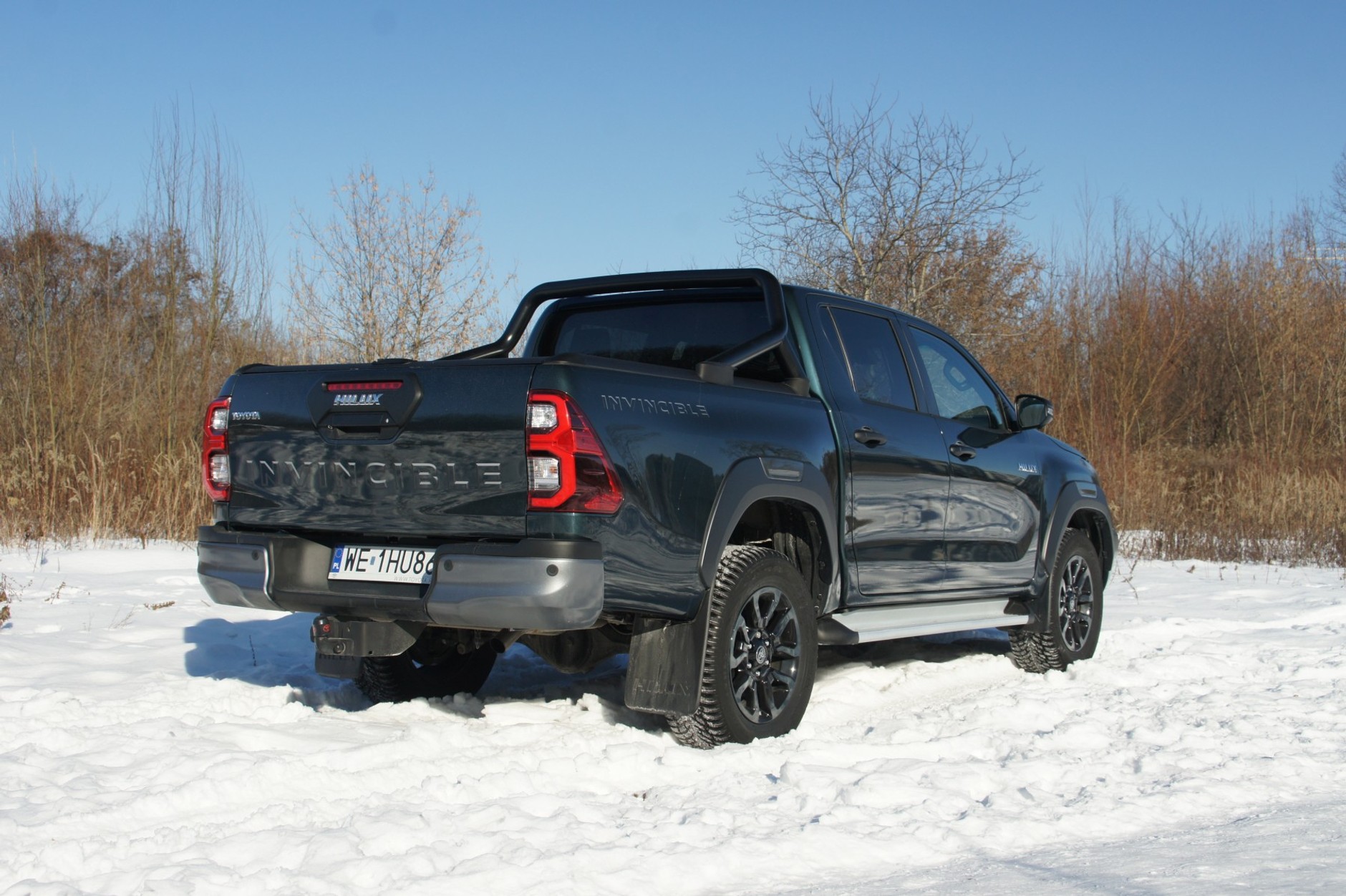 Toyota Hilux 2.8 D-4D MHEV Invincible