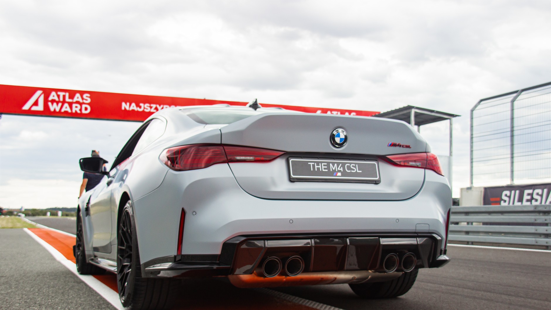 BMW M4 CSL