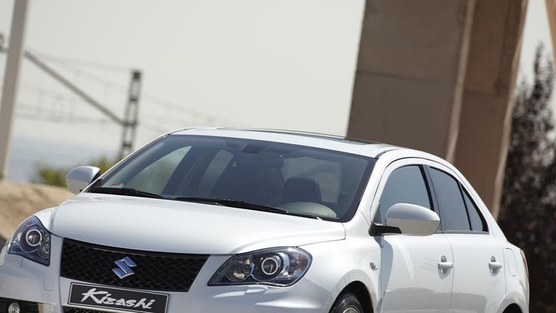 Najwyższe noty dla Suzuki Kizashi