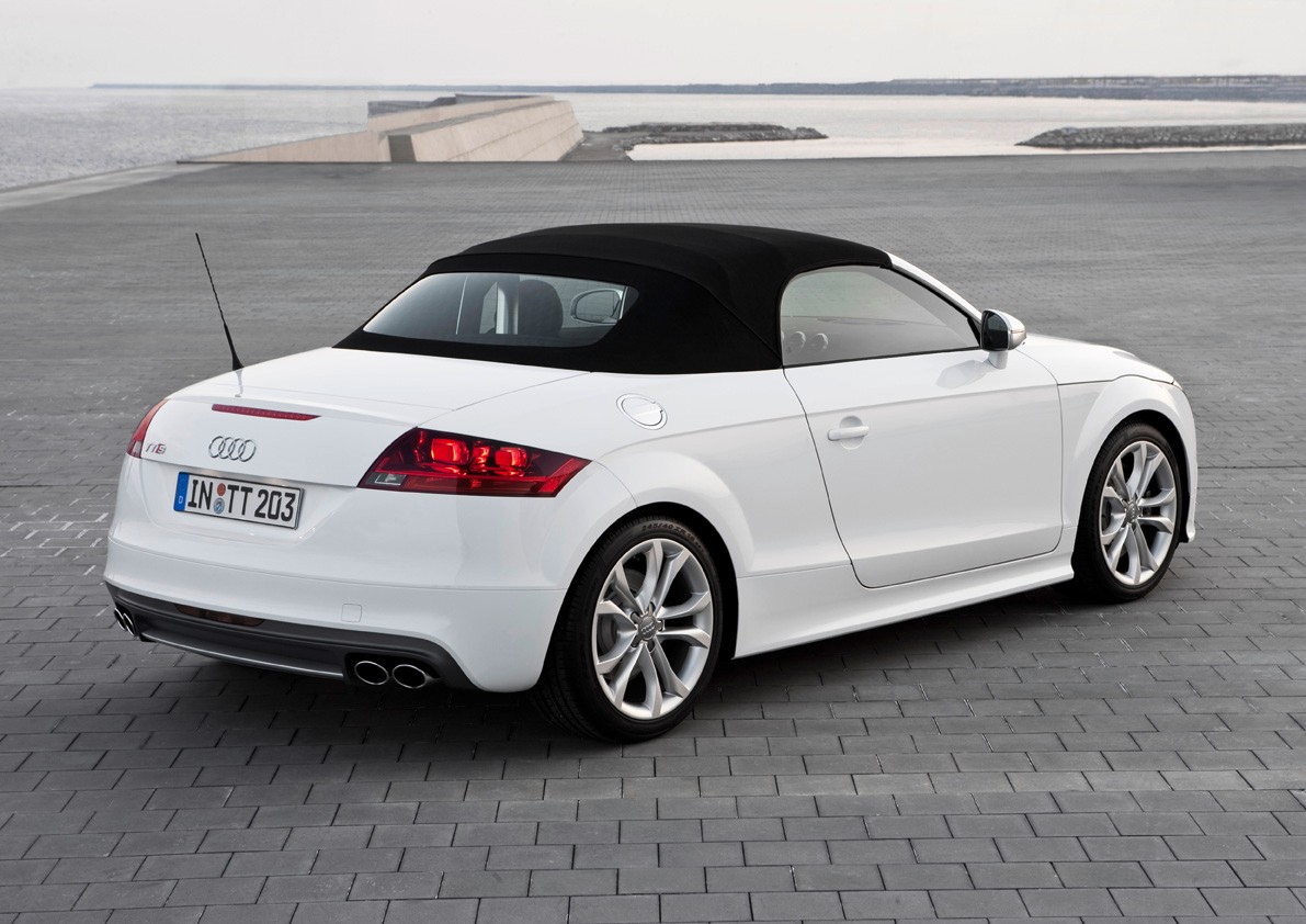 AMI 2010: Audi TT po wiosennym faceliftingu