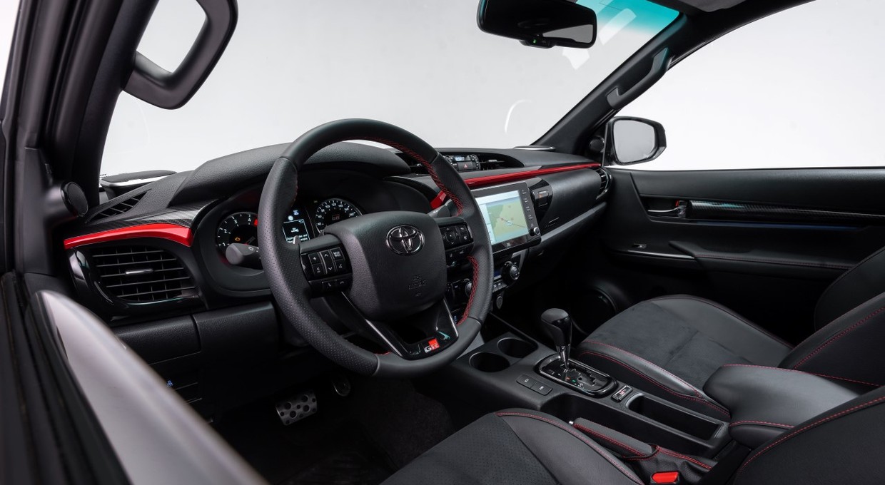 Kolejne Toyoty trafiają na wyprzedaż 2024. "Rabat do 40 tys. zł". Jest haczyk