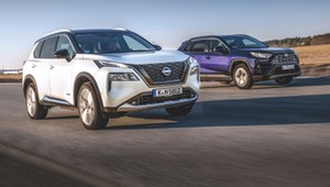 Który napęd hybrydowy jest lepszy: ten w Toyocie czy w Nissanie?