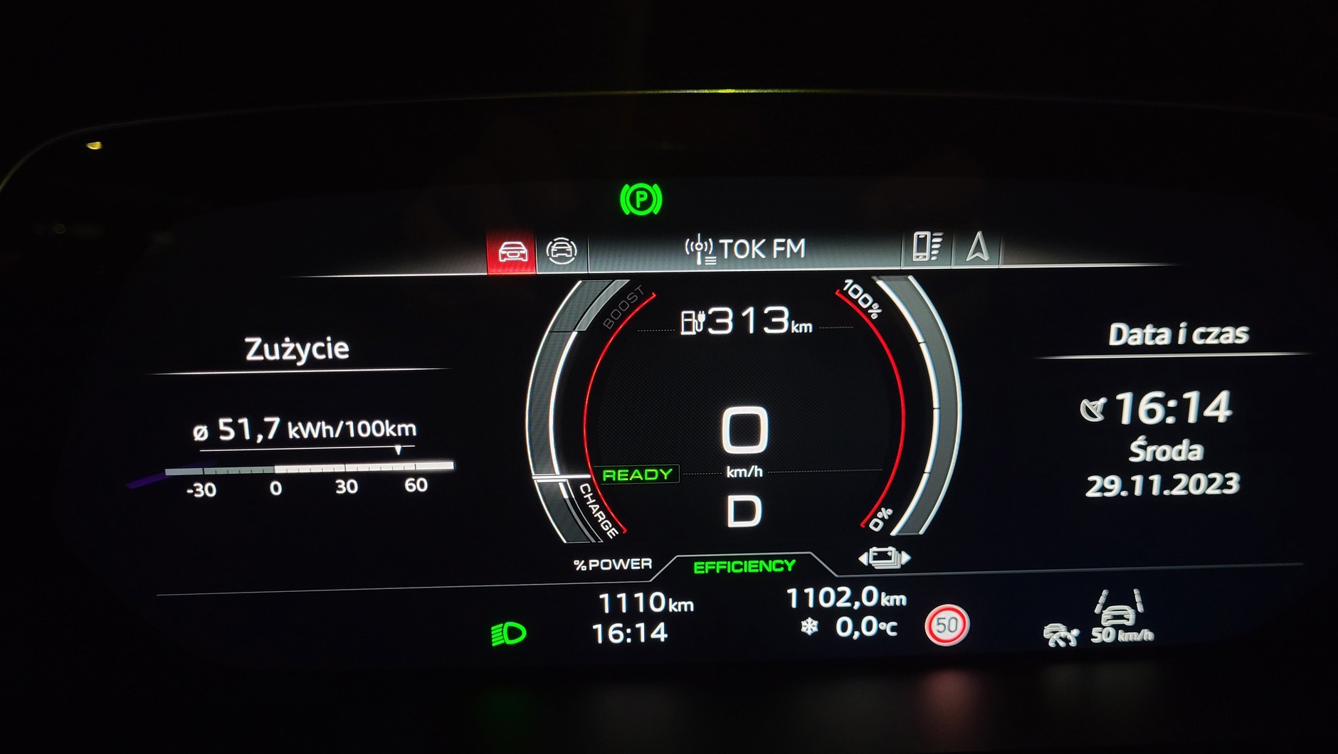 Audi SQ8 e-tron: przy niesprzyjających warunkach to bardzo prądożerne auto. Uzyskanie zimą średniego zużycia energii rzędu nawet 30 kWh/100 km nie jest wcale łatwe.