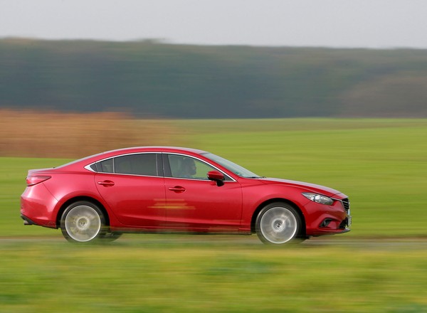 Które samochody używane są najlepsze? Wszystkie dostały piątkę od naszego mechanika. Lista