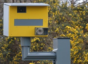 Kiedy odmówić mandatu z fotoradaru