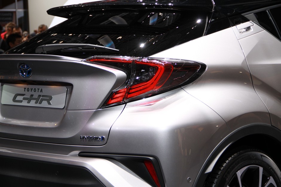 Toyota C-HR (Genewa 2016)
