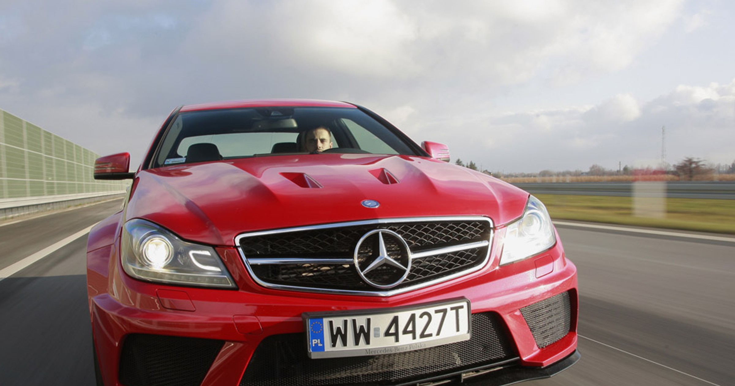 Test Mercedesa C63 AMG Black Series: czarny charakter w akcji