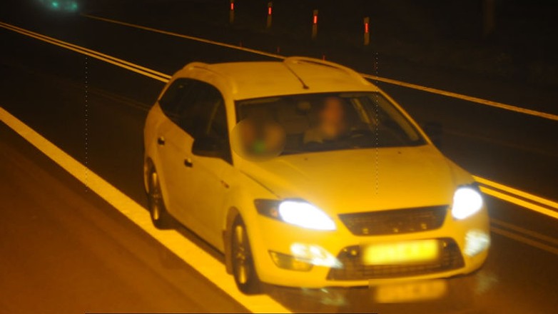 Zdjęcie z fotoradaru - 209 km/h przy ograniczeniu do 60