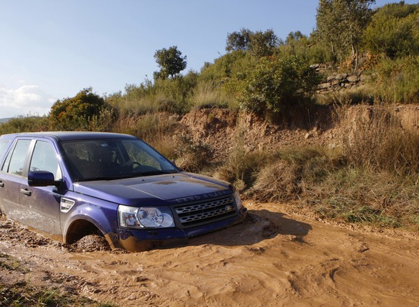 4x4 Freelander Active Trophy: przeżyj niezwykłą przygodę